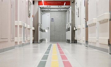 В Петербурге десять человек остаются в больницах после ДТП с автобусами 